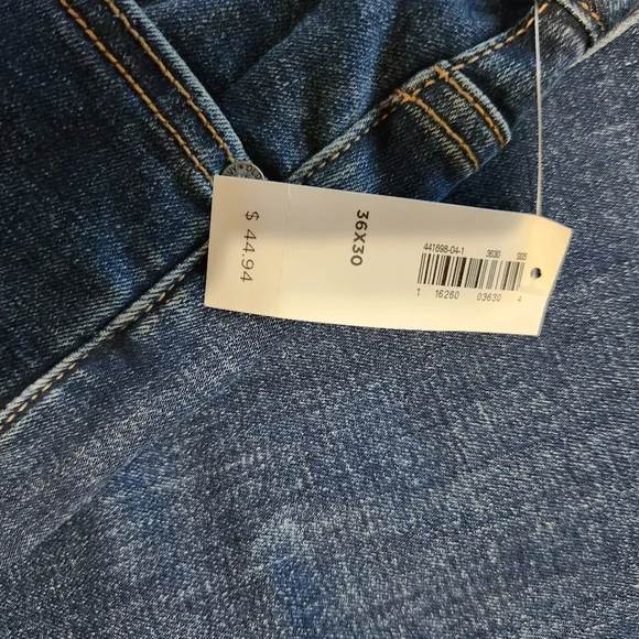 Old Navy Blue Relaxed Jeans with Classic Indigo Wash - Picture 6 of 9